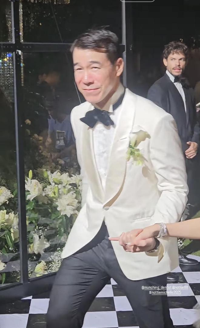 香港老牌家族孙女在泰国出嫁婚礼连办两天丈夫相貌普通很沧桑